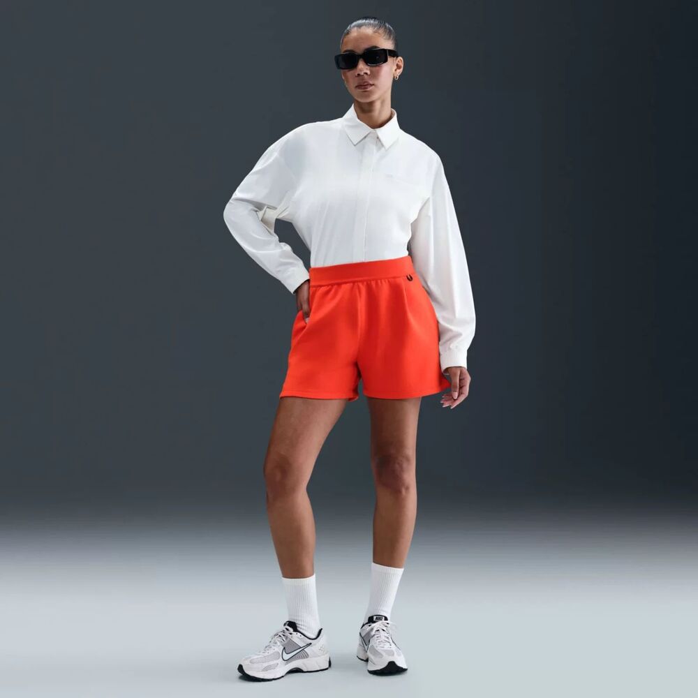 Nike Women's 24.7 ImpossiblySoft Dri-FIT 4'' Shorts
